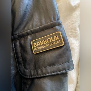 Women’s Barbour light weight waxed jacket